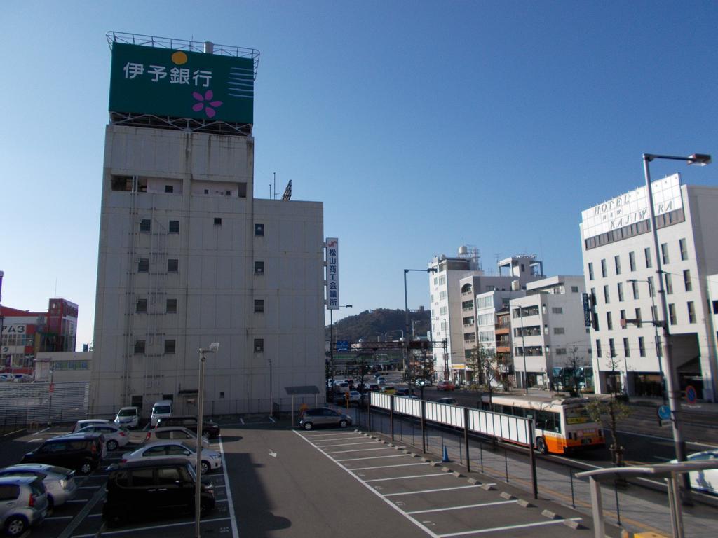 Hotel Matsuyama Hills Экстерьер фото